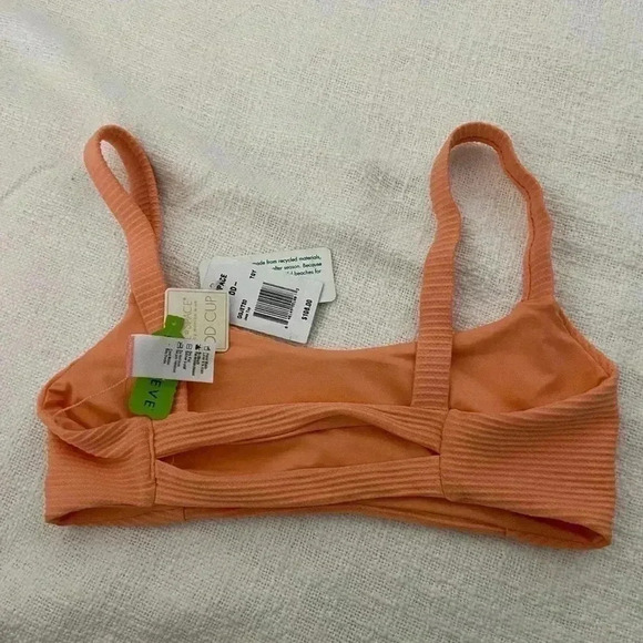 NWT L space Jess bikini top in orange size DD - Picture 3 of 3